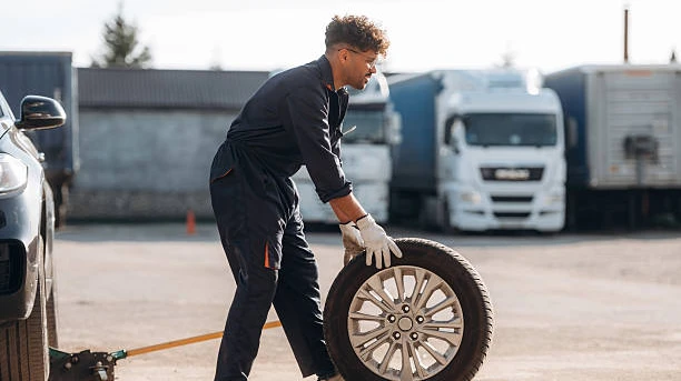 Mobile Tyre Service Near Me – Rapid Replace Mobile Tyre for Fast Help