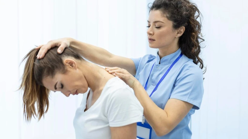 Desk Job Neck Pain: How Physiotherapy Fixes It