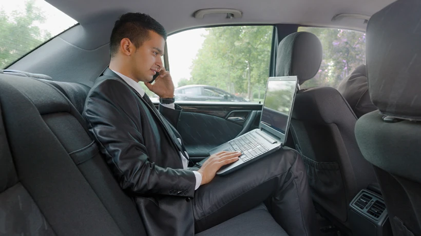 Best Local Transportation in Reading | Eagle Cars UK