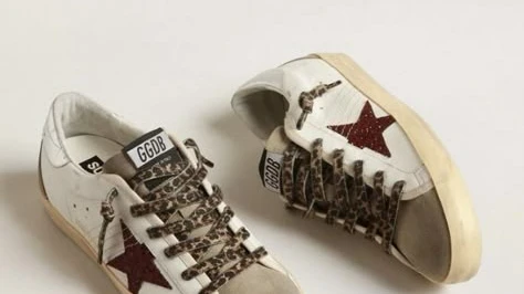 GOLDEN GOOSE VS COMMON PROJECTS: ¿QUÉ ZAPATILLA DE LUJO SE ADAPTA A TU ESTILO?