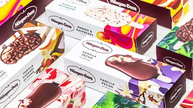 What Steps Ensure Hygienic Serving of Desserts for Customer Safety?
