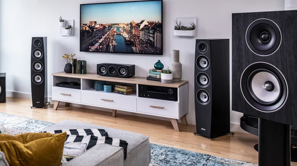 Is Your Projector Screen Ruining Image Quality? Signs You Need Repair ASAP