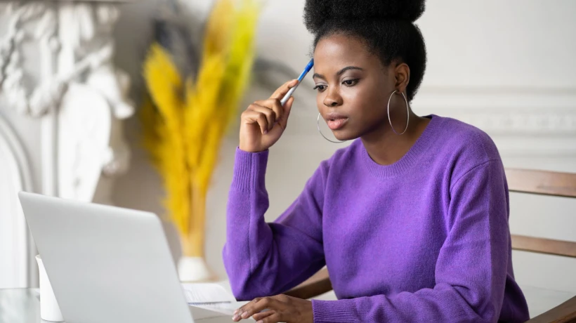 Critical Thinking in Book Reports: How to Go Beyond Simple Summaries