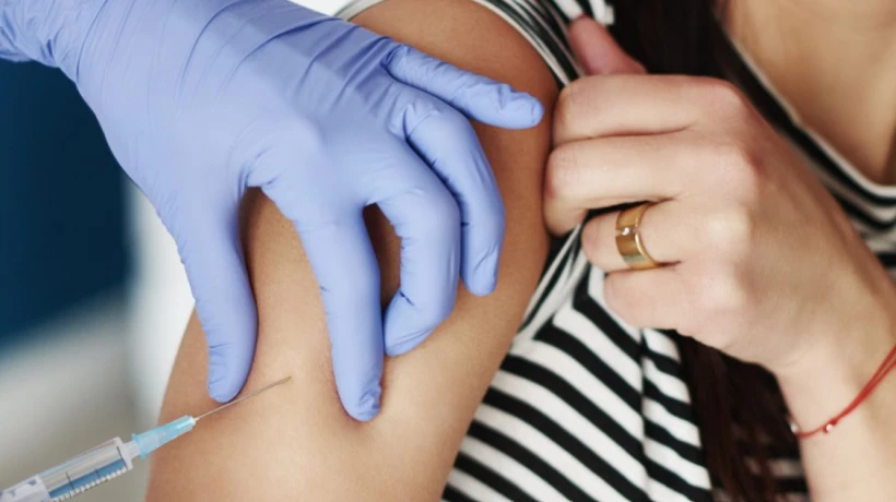 Are Pollen Allergy Shots a Better Option Than Daily Antihistamine Pills?