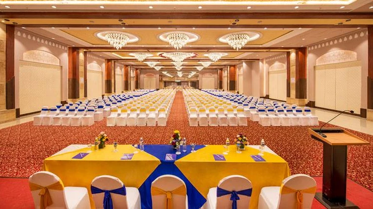 How to Compare Hotels in Goa with Conference Facilities Before Booking
