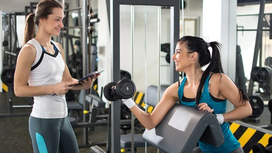 Why Women Gym Trainers Are Changing the Fitness Industry
