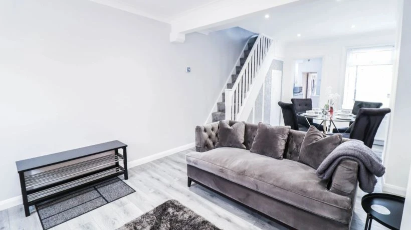 How Serviced Accommodation Supports Work-Life Balance While Travelling