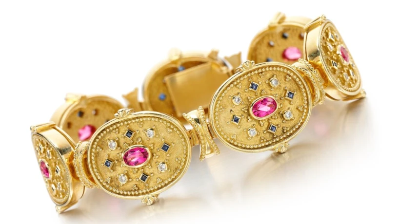 Affordable Luxury: Finding Fine Jewelry Online Without Overspending