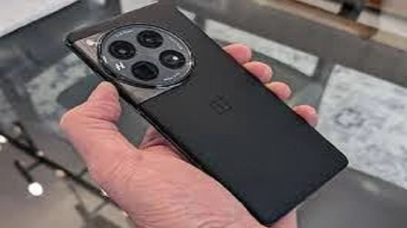 OnePlus 12: A Closer Look at Its Performance, Camera and Battery