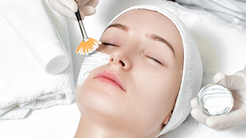 How Chemical Peel Treatment Exfoliates Pigmented Skin Spots?