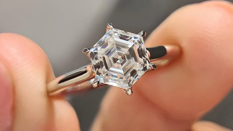 Hexagon Engagement Rings: The Modern Trend Redefining Bridal Jewelry