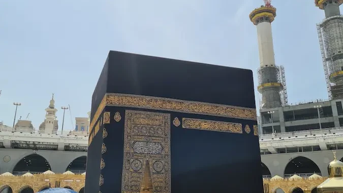 Hajj and Umrah With Family: Tips for Traveling With Parents, Spouse, and Children