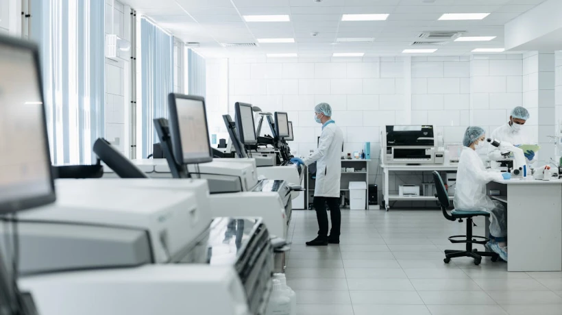 Types of Suspension in Pharmaceutics: Classification, Examples, Advantages, and Applications