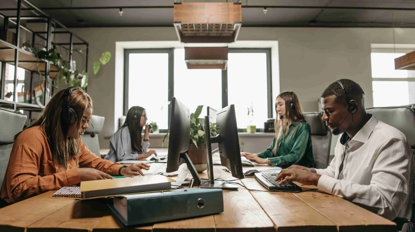 Why Businesses Are Outsourcing Upselling and Cross-Selling Call Center Services to Maximize Customer Revenue