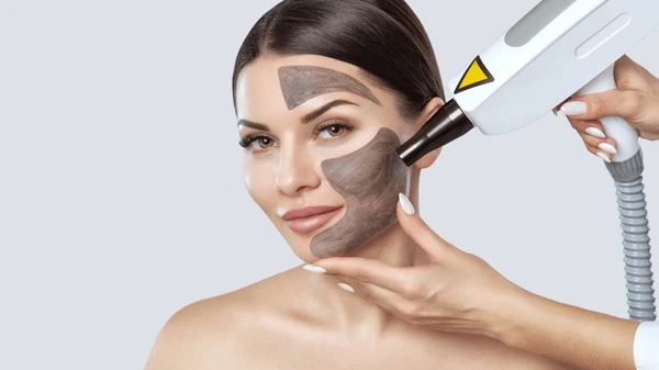 Does Laser Carbon Peel give clearer skin instantly?