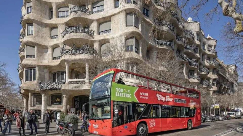 Best Time to Ride the Hop-On Hop-Off Barcelona Bus (2026 Guide)
