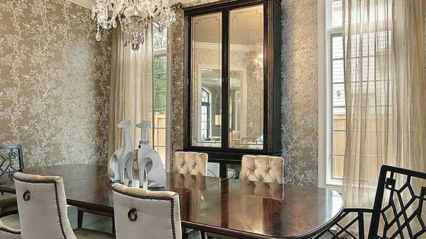 How to Choose the Right Custom Blinds for Every Room in a Luxury Home?