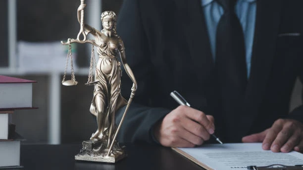 Best Law Firms in India: How to Choose the Right Legal Partner