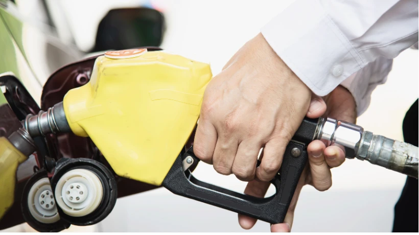 Petrol and Diesel Price Cut in India: What Experts Predict for the Coming Months