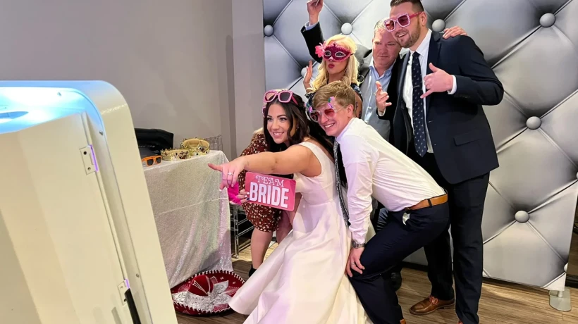 How to Budget for Your Event: Understanding Photobooth Rental Prices