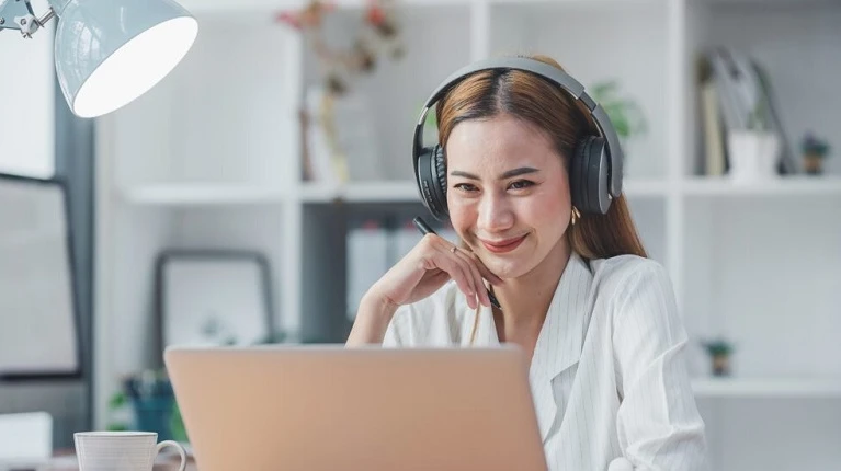 What Tasks Can a Virtual Medical Assistant for Charting Handle?