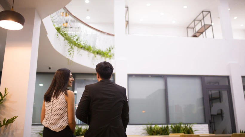 How Long Does It Take to Build a New Luxury Home?