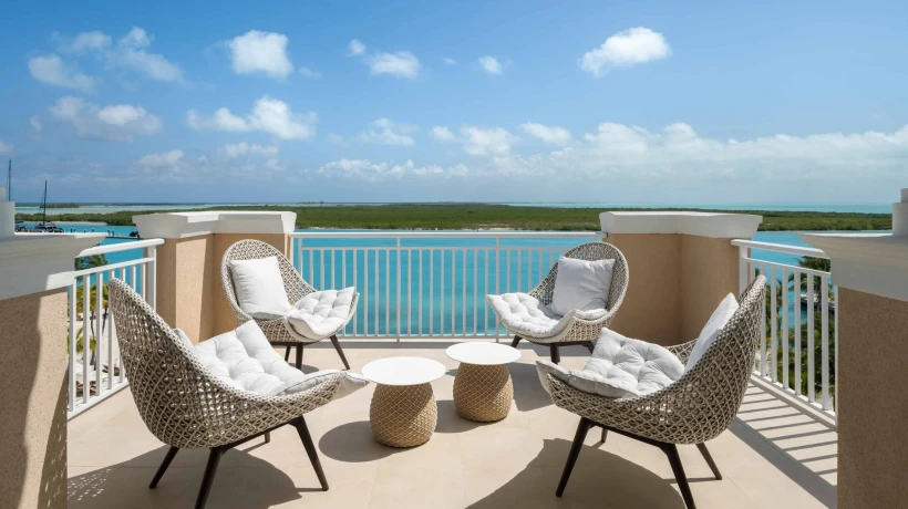 What Makes Beachfront Suites in Turks and Caicos Worth Booking?