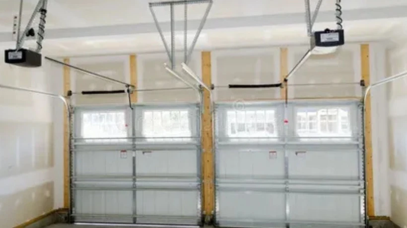 What Garage Door Styles Are Best for Knoxville Homes?