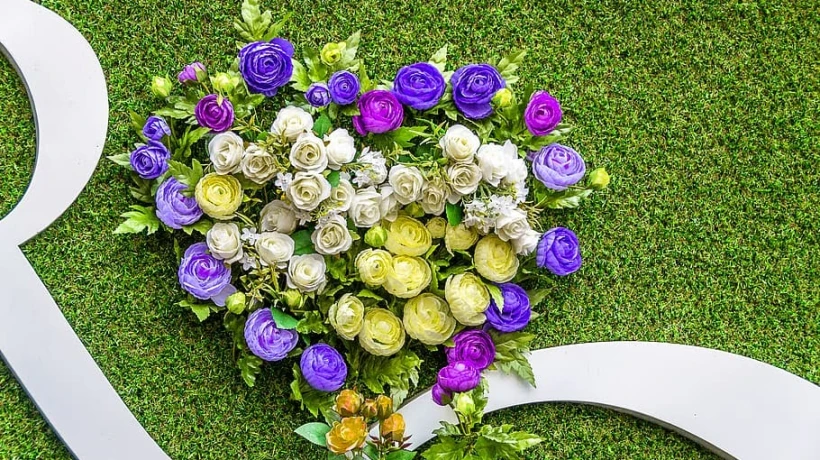 What Is an Appropriate Sympathy Gift?