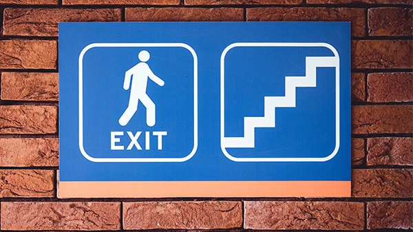 Office Wayfinding Signs Chicago: Improve Navigation and Visitor Experience
