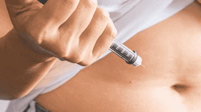 كيف يمكن للترطيب وتخطيط الوجبات دعم العلاج بعقار مونجارو