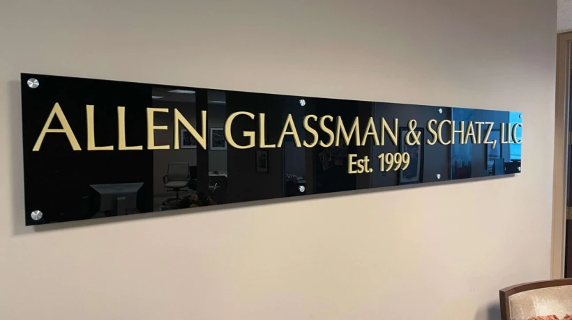 Custom Lobby Signs in Chicago for The Loop Corporate Headquarters & Professional Office Buildings