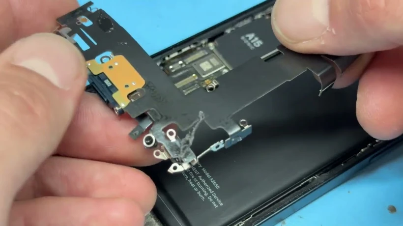 Charging Port Replacement: Understanding the Repair Process