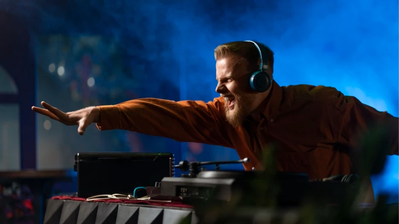 How DJ Services In New York Can Shape Your Event Experience